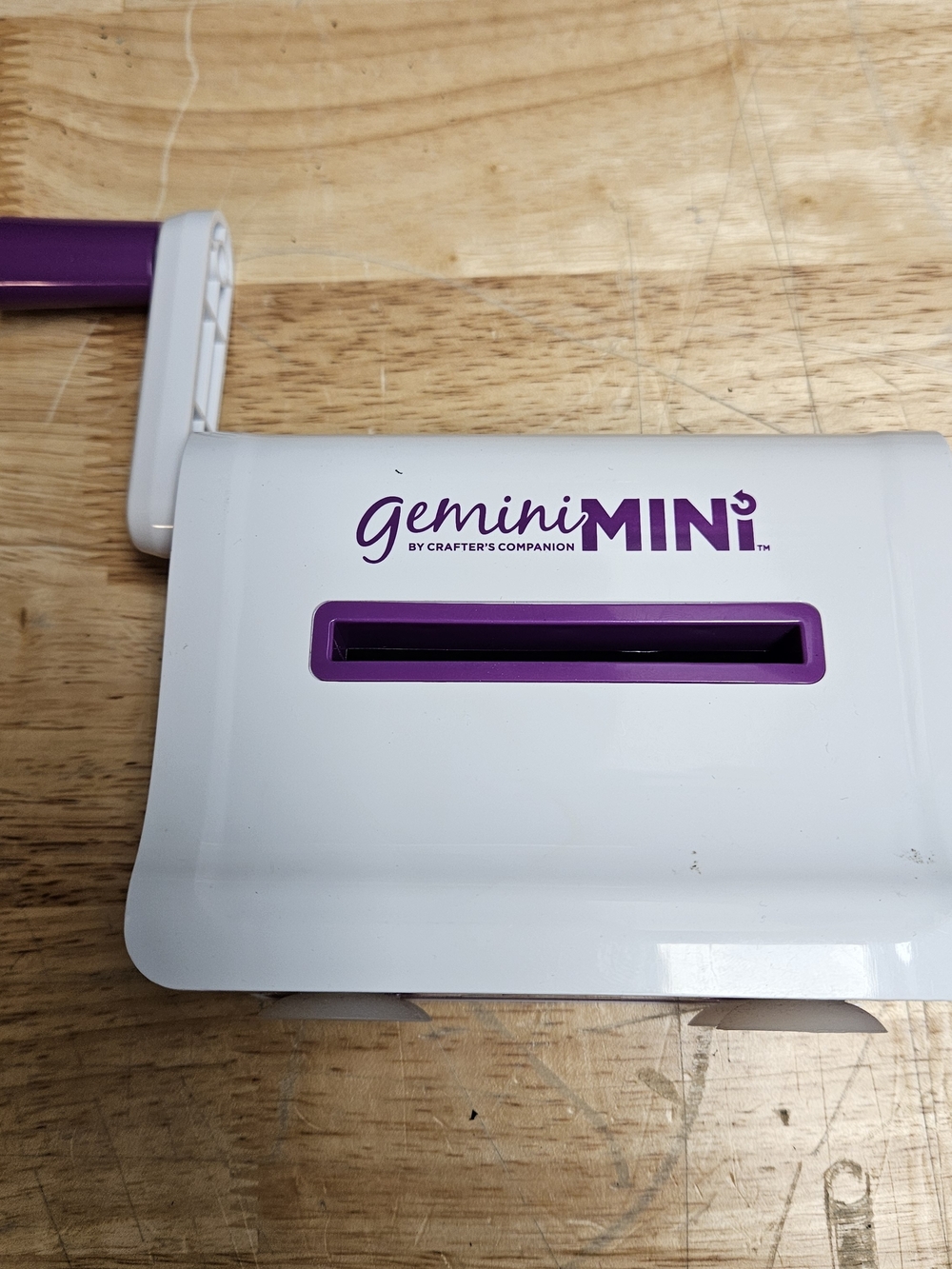 Crafter's Companion Gemini Mini Die Cutting Machine - White & Purple